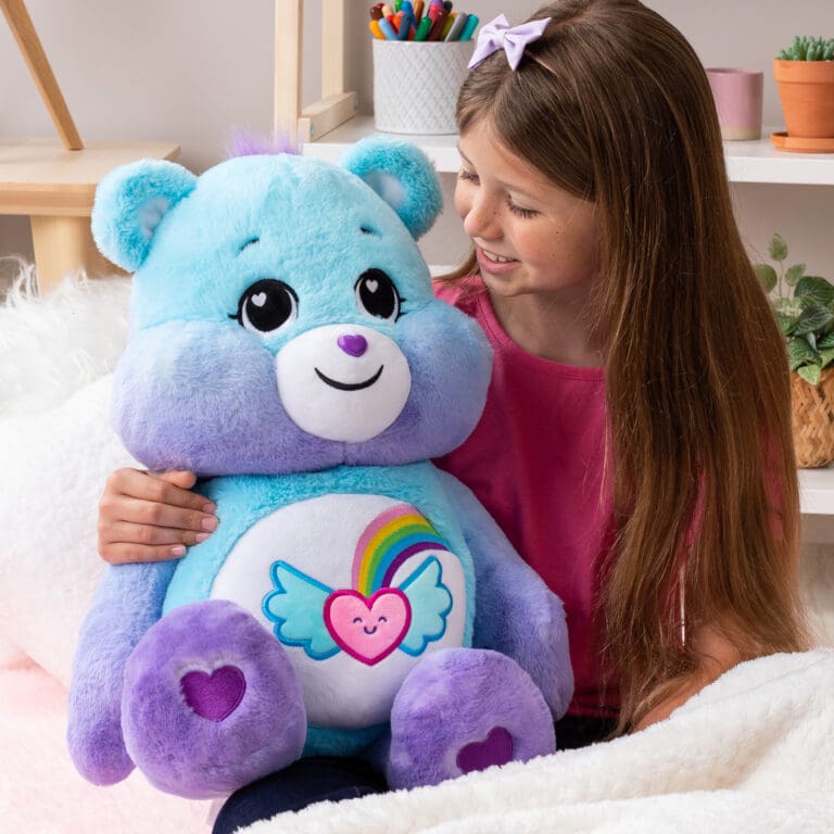 Girl =with jumbo dream bright bear