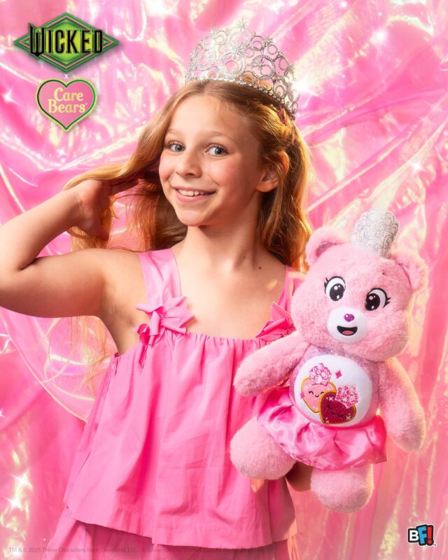 You're going to be popular 🫧
#CareBears #WickedxCareBears #WickedMovie #WickedForGood #Glinda