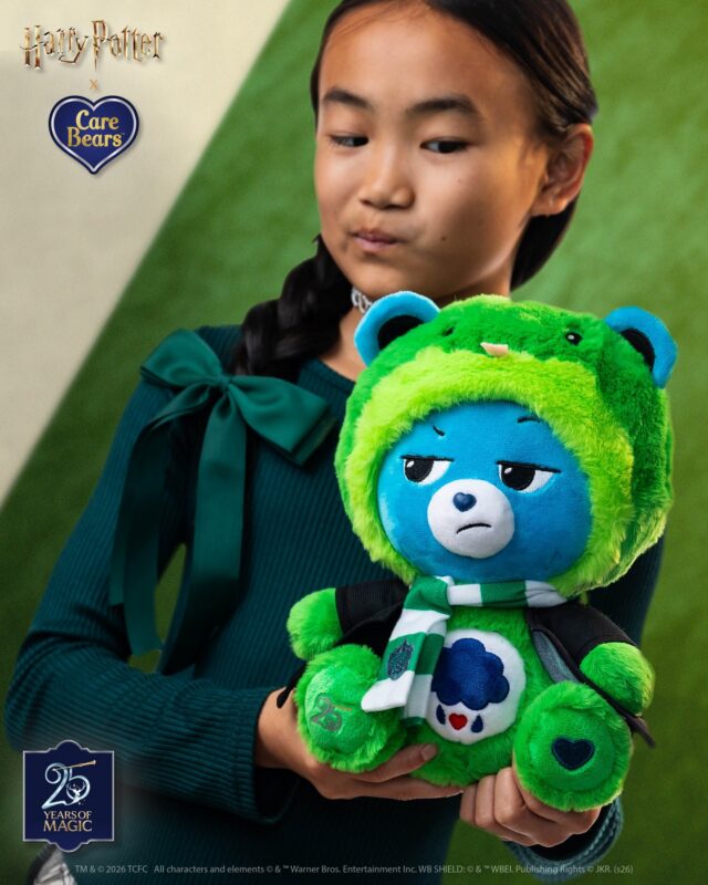 Ravenclaw as Wish Bear + Slytherin as Grumpy Bear

Perfect for kids, collectors, and every fan in between, featuring the 25th Anniversary paw print 💫 
Available now at @WalmartCanada 

#harrypotterxcarebears #harrypotter #carebears